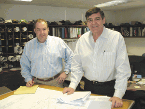 Joe Marois (right, with Vice President Carl Mercieri)