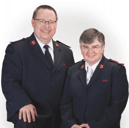 Majors Tom and Linda-Jo Perks Photo by Denise Smith Photography