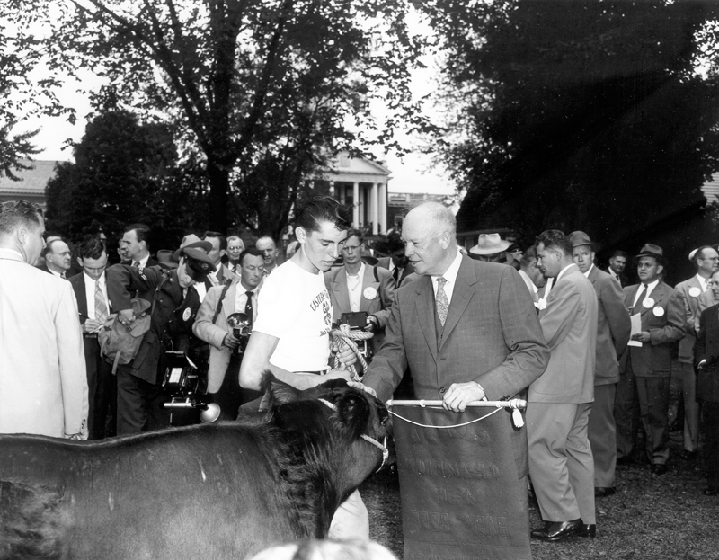 The iconic photo of President Eisenhower from the 1953 Big E