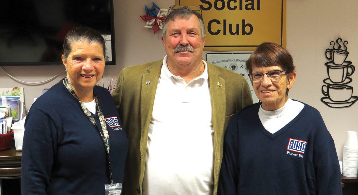 Al Tracy, with volunteers Andrea Luppi, left, and Darlene Slater.